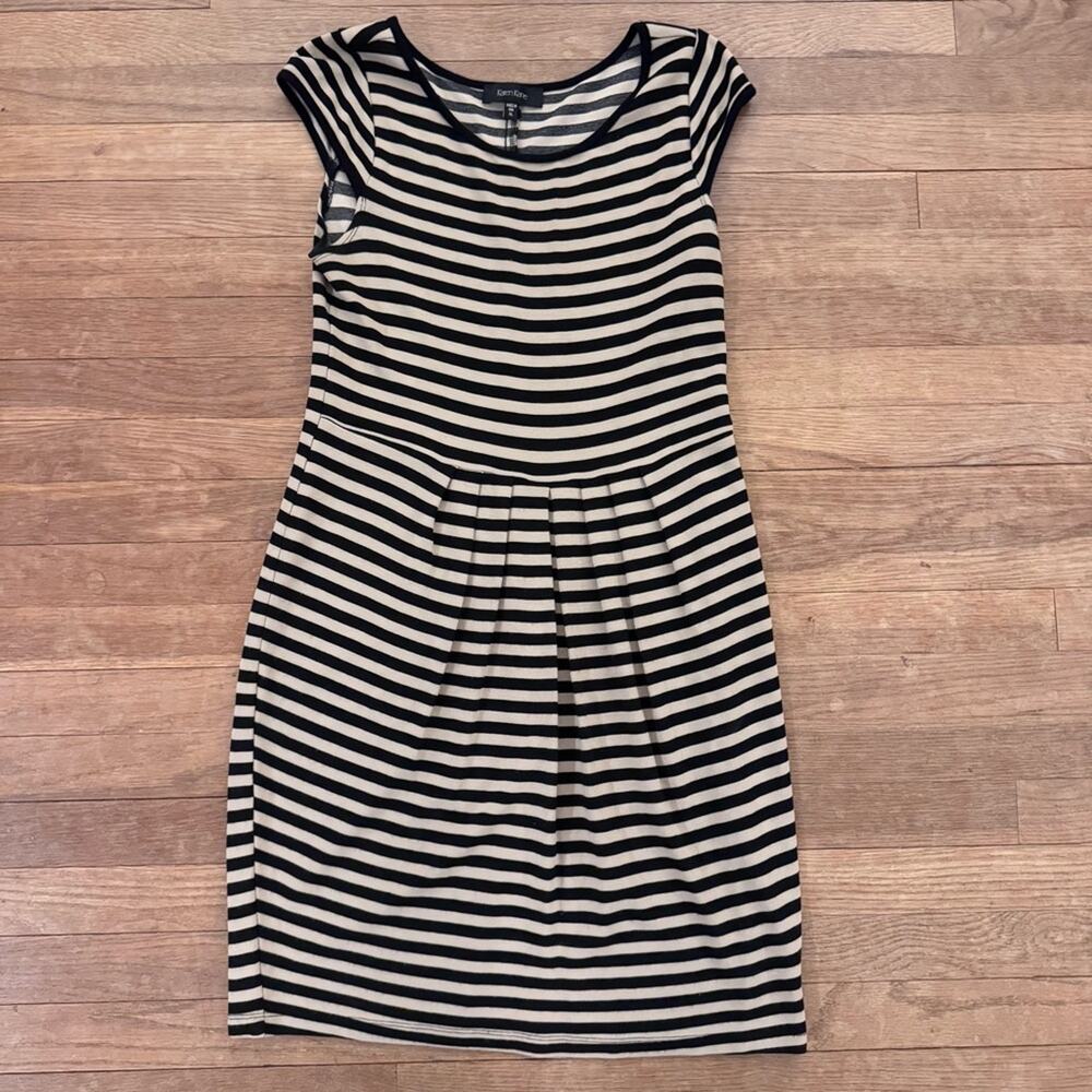 Karen Kane black tan stripe cap sleeve knee length t-shirt dress size XL
 b55
